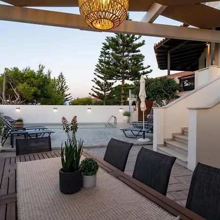 Kondarini Sea View Villa, Just 290m From The Beach, By Zantewize Willa *