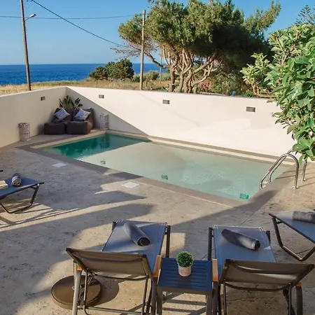 Вилла Kondarini Sea View Villa, Just 290m From The Beach, By Zantewize *