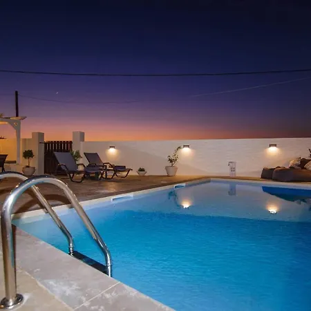 Kondarini Sea View Villa, Just 290m From The Beach, By Zantewize Vila