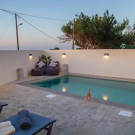 빌라 Kondarini Sea View Villa, Just 290m From The Beach, By Zantewize 티실리비