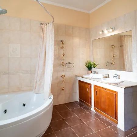 빌라 Kondarini Sea View Villa, Just 290m From The Beach, By Zantewize *