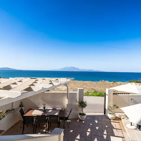 Kondarini Sea View Villa, Just 290m From The Beach, By Zantewize 빌라 티실리비