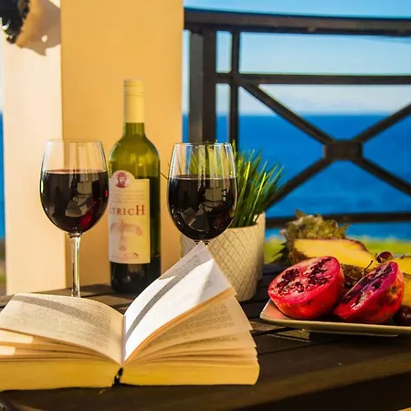 Kondarini Sea View Villa, Just 290m From The Beach, By Zantewize 빌라 *