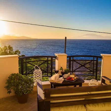 Kondarini Sea View Villa, Just 290m From The Beach, By Zantewize *