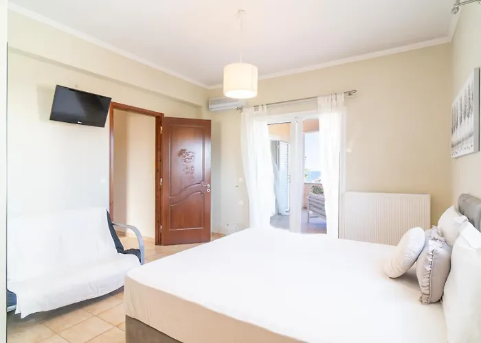 Willa Kondarini Sea View Villa, Just 290m From The Beach, By Zantewize *